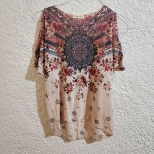 Ginger G Top. Size Small. BRAND NEW.